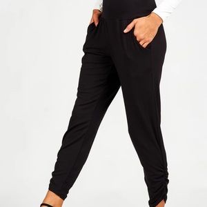 A-Line Hawaii Ruched Cropped Pant